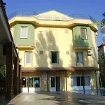 California Aparthotel