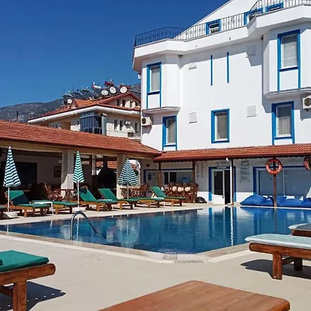 Apart-hotel California 3*