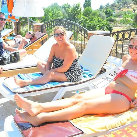 California Aparthotel 3*