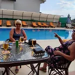 Hotel de apartamente California 4*