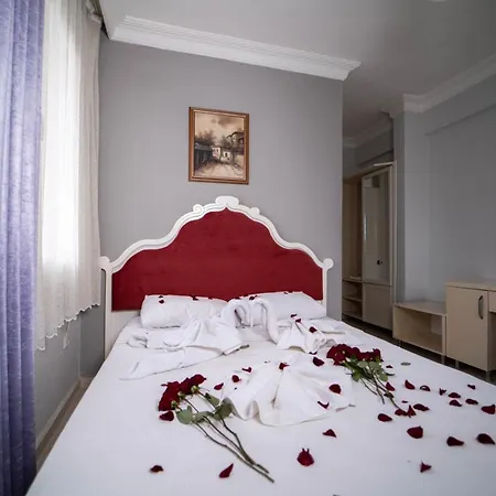 California 3* Oludeniz