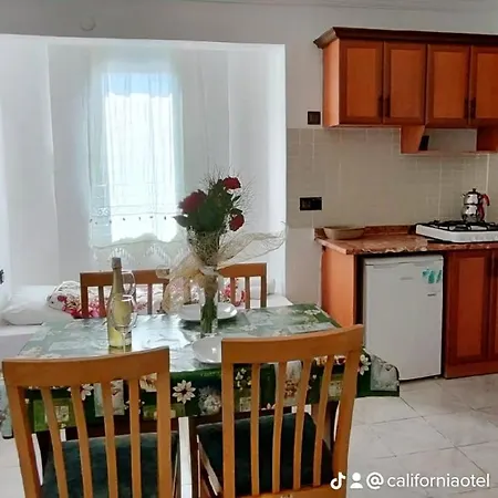 Apart-hotel California