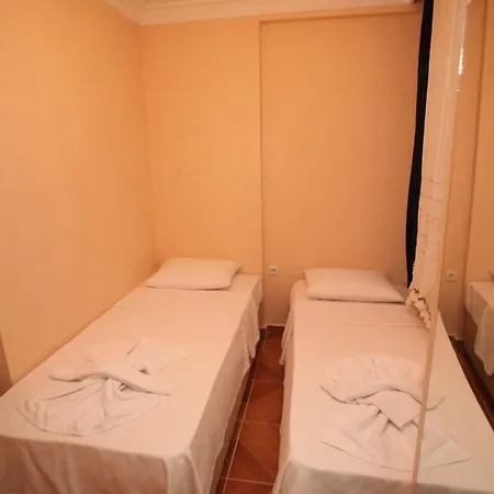 California アパートホテル オルデニズ