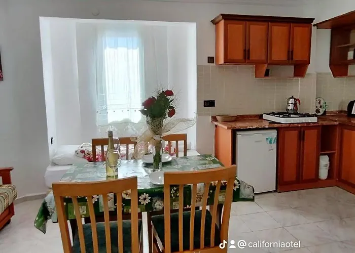 Apart Otel California