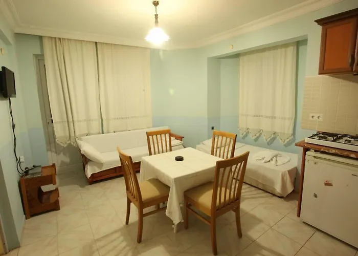 Apart Otel California