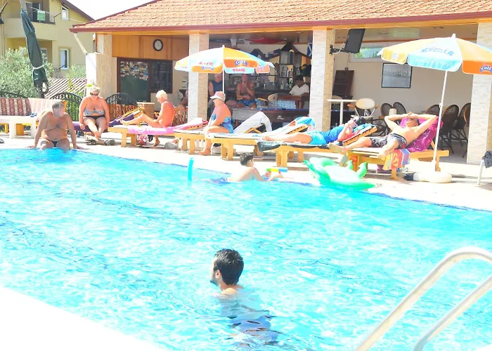 Apart Otel California